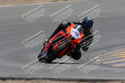 media/Apr-09-2023-SoCal Trackdays (Sun) [[333f347954]]/Turn 10 (115pm)/